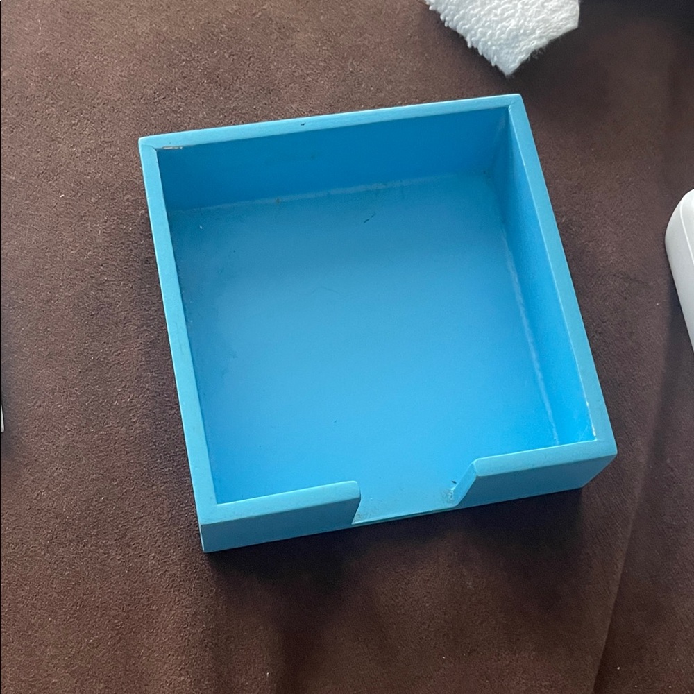 4 Vibrant Fish Coaster Set with Blue Holder - Picture 5 of 6